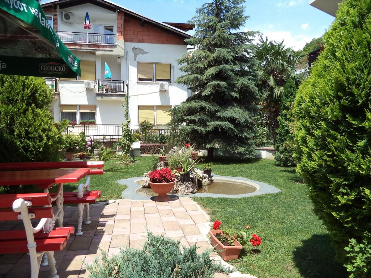 Hotel Dva Bisera Lagadin Habitación foto